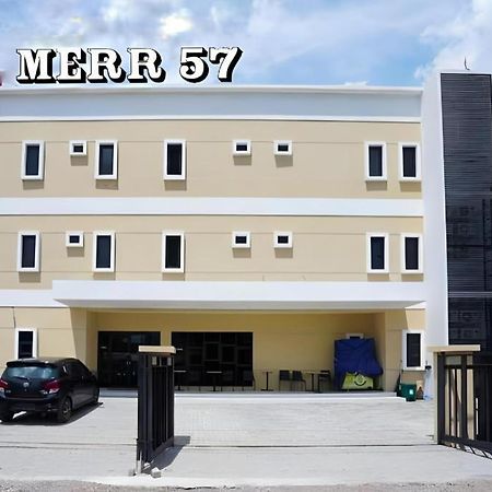 Merr 57 Surabaya Kültér fotó